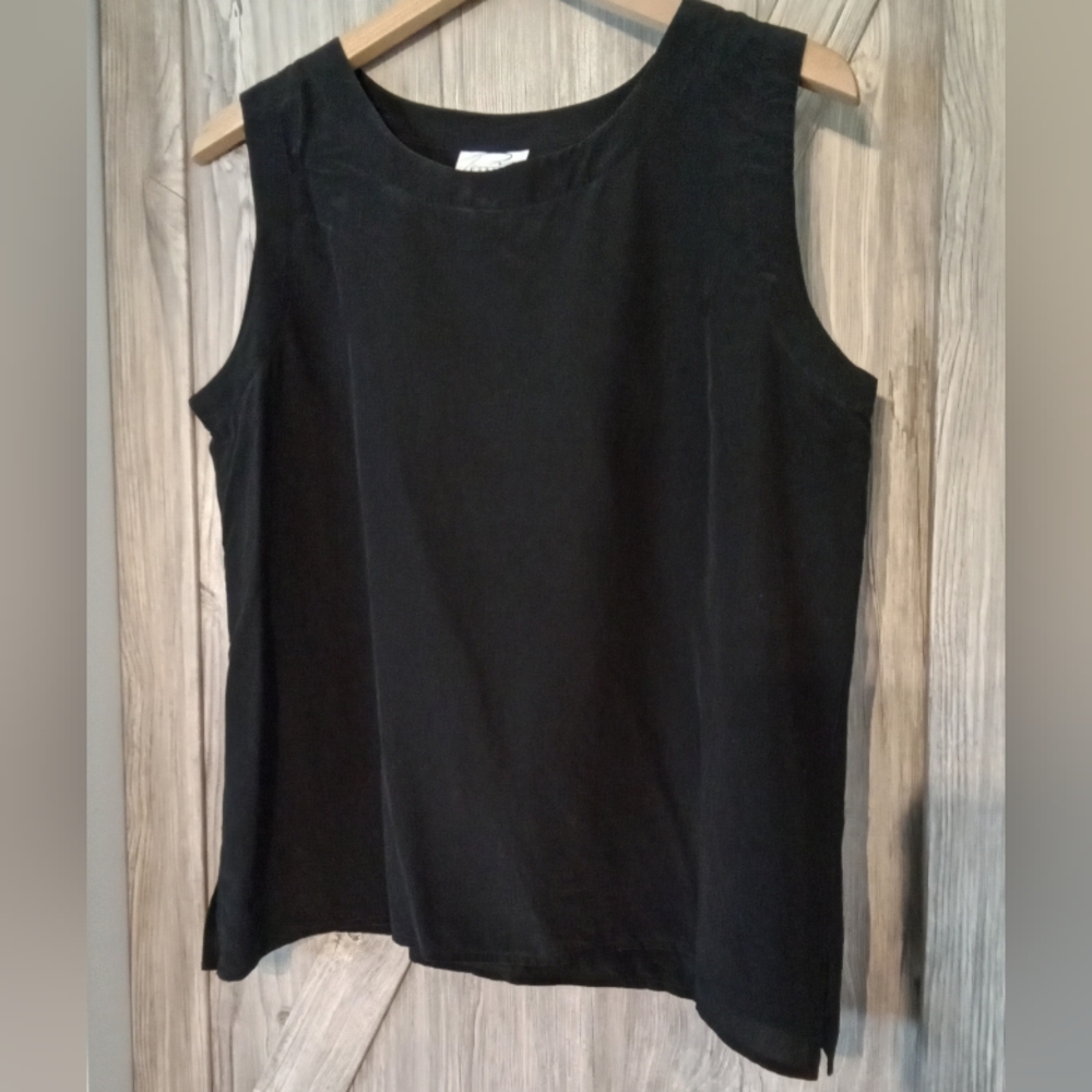 Pursuits Black Silk Sleeveless Top M/L